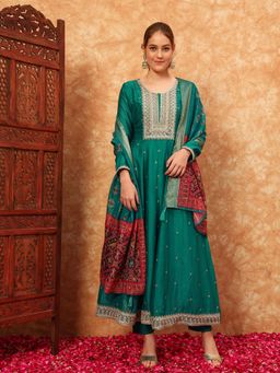 Shopping Queen - Green Embroidered Silk Kurta with Pant and Dupatta
