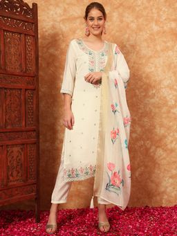 Shopping Queen - Off White Embroidered Silk Kurta with Pant and Dupatta