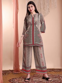 BERRYLICIOUS - Women Brown Geometric Printed Co-Ord Set