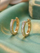 Gold color option