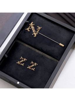 Cosa Nostraa - Antique Gold "Z" Alphabet Cufflink & Lapel Pin Gift Set for Men