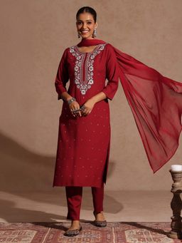 Janasya - Maroon Floral Regular Kurta and Pant with Dupatta