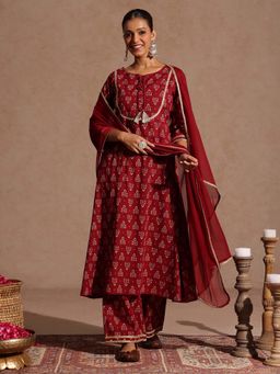 Janasya - Maroon Floral Regular Kurta and Palazzo with Dupatta