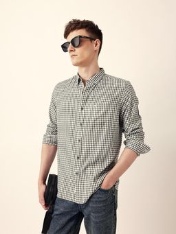 The Bear House - Men’s Casual Checkered Green Shirt