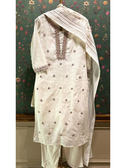HERITAGE - White Cotton Straight Fit Kurta With Pant & Dupatta