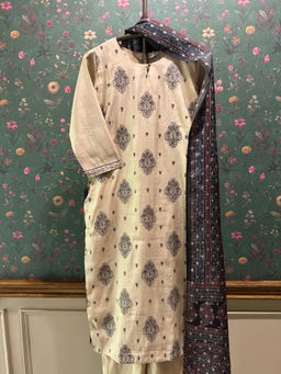 HERITAGE - Beige Chanderi-Silk Kurta With Pant & Dupatta (With Ajrak Dupatta)