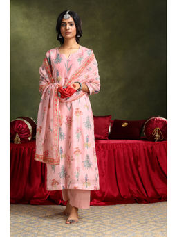 HERITAGE - Floral Blush Pink Chanderi Kurta With Pant & Dupatta