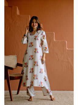 HERITAGE - Gulbagh Pure Linen Kurta With Pant