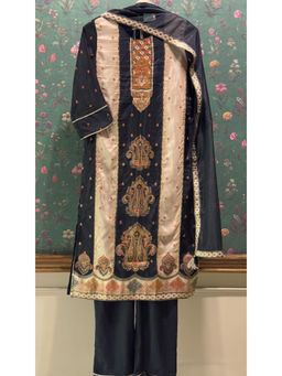 HERITAGE - Jacquard Embroidered Kurta With Pant & Dupatta - Black And Beige