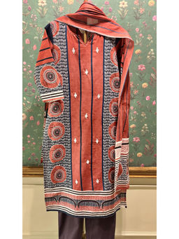 HERITAGE - Red Straight Fit Cotton Kurta With Pant & Dupatta