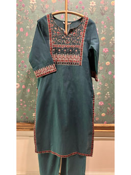 HERITAGE - Green Straight Fit Cotton Kurta With Pant