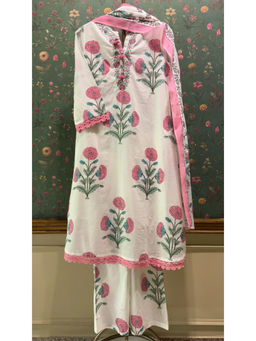 HERITAGE - Pink Floral Cotton Kurta With Pant & Dupatta