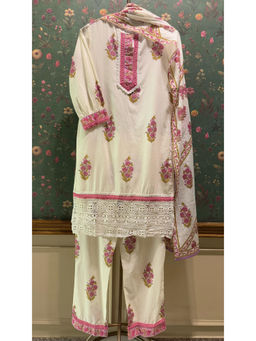 HERITAGE - Cream Straight Fit Cotton Kurta With Pant & Dupatta