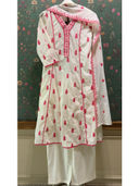 Pink color option, Currently selected
