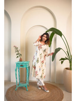 HERITAGE - Floral White Cotton Kurta With Pant