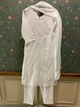 HERITAGE - White Cotton Chikankari Kurta With Pant & Dupatta
