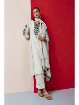 HERITAGE - Monochrome Chanderi Kurta With Pant & Dupatta