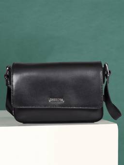 Sassora - Premium Leather Women Crossbody Sling Bag (M)