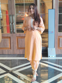 The Svaya - Fluer Peach Cotton Kurta With Laced Salwar (Set of 2)