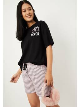 max - Women Printed T-Shirt & Shorts