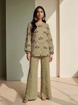 Naava - Zoya Printed Botanicals Co-ord set