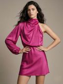 Pink color option, Currently selected