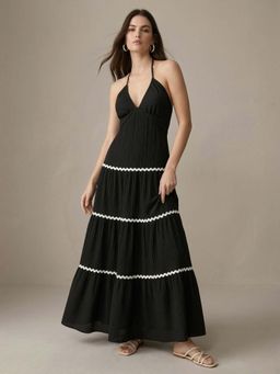 Outzidr - Black Halter Neck Tiered Dress