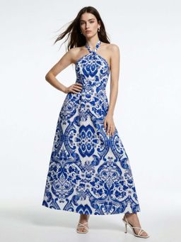 Outzidr - Blue Halter Neck Printed Dress