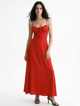 Outzidr - Red Bust Gathered Spaghetti Strap Dress