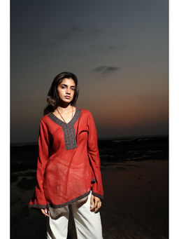 NISHORAMA - Shrishti Mul Cover Up Kurti