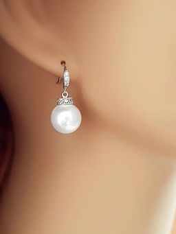 Peora - Silver Plated White Pearl Stylish Drop Earrings