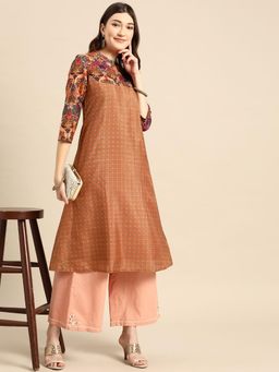Gahan - Womens Ethnic Motifs Yoke Design Kurta