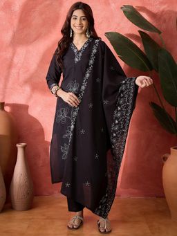 Gahan - Womens Silk Blend Designer Embroidered Kurta with Pant & Duppatta