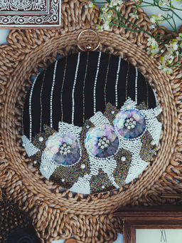 NR by Nidhi Rathi - Embroidered Black Clutch