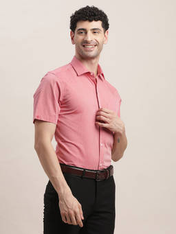 Turtle - Men Cotton Slim Fit Pink Solid Half Sleeve Formal Shirt