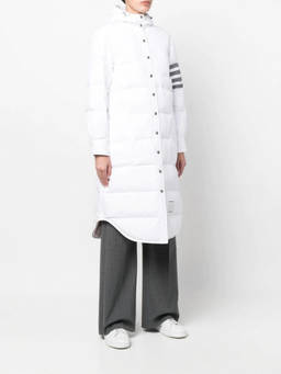 Thom Browne - White DOWN FILLED BELOW KNEE HOODED SHIRTDRESS W/ 4 BAR IN MILITARY RIPSTOP