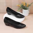 Black color option, Sold out, Currently selected
