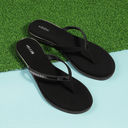 Black color option, Sold out, Currently selected