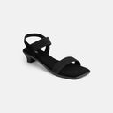 Black color option, Sold out, Currently selected