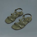 Olive color option, Sold out, Currently selected
