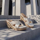 White color option, Currently selected