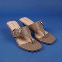 Beige color option, Sold out, Currently selected