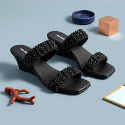 Mochi - Women's Black Casual Heels