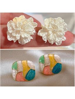 ESTAILO FASHION - Pure Heart Daisy Earrings (Pack of 2)