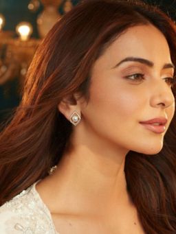 Accessher - Gold-Plated Rhinestone Stud Earrings