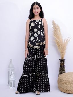Titrit - Black Cotton Sleeveless Printed Kurti and Sharara