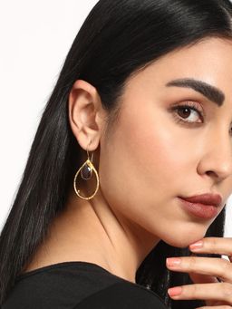 Niska - Purple Raindrop Danglers Earrings