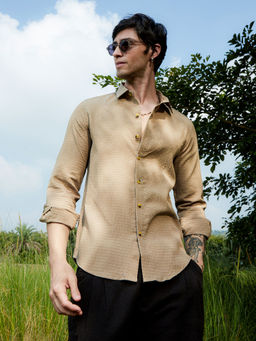 Campus Sutra - Men's Beige Collar Neck Shirt