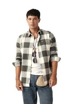 The Bear House - Men Cotton Checked Slim Fit Casual Shirt Olive