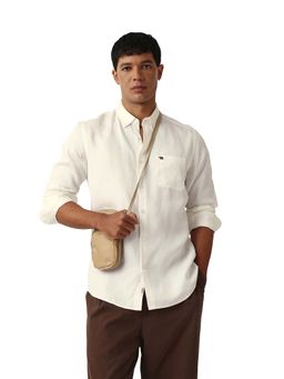 The Bear House - Men Cotton Solid Slim Fit Casual Shirt White
